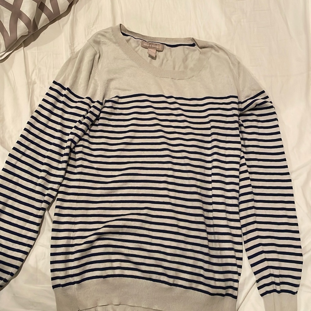 Soft banana republic sweater with stripes